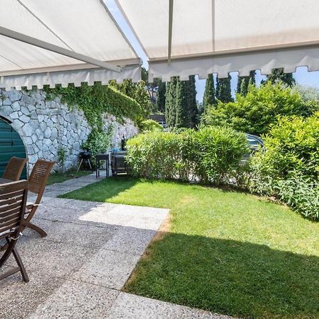 Residence La Mignon Oleandri Torri Del Benaco Eksteriør billede