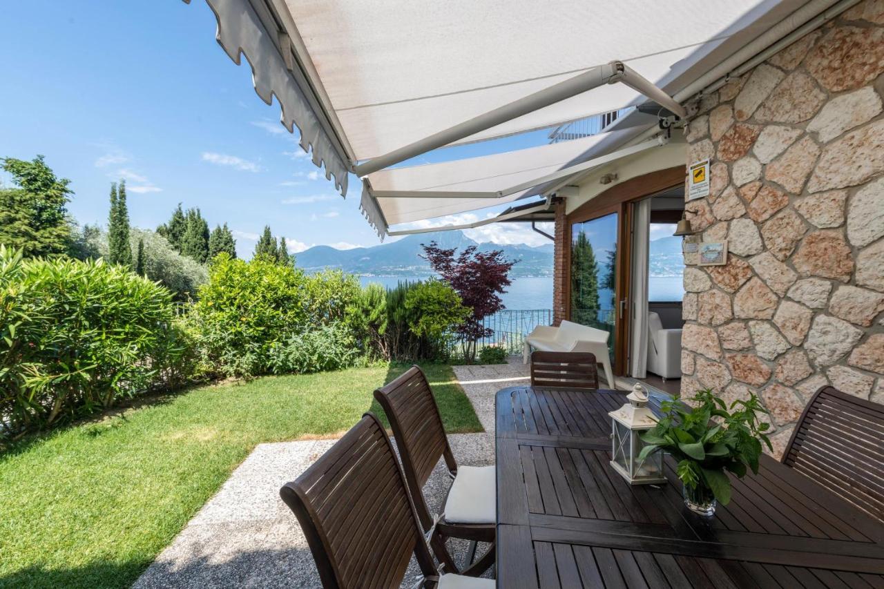 Residence La Mignon Oleandri Torri Del Benaco Eksteriør billede
